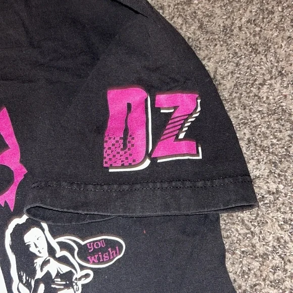 Size M Women’s Tee - Picture 3 of 5